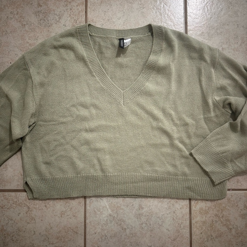 H&M Olive Green V-Neck Sweater